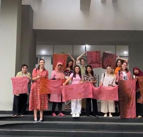 Summer Course : Western Sydney University di Prodi Pendidikan Tata Busana UNY